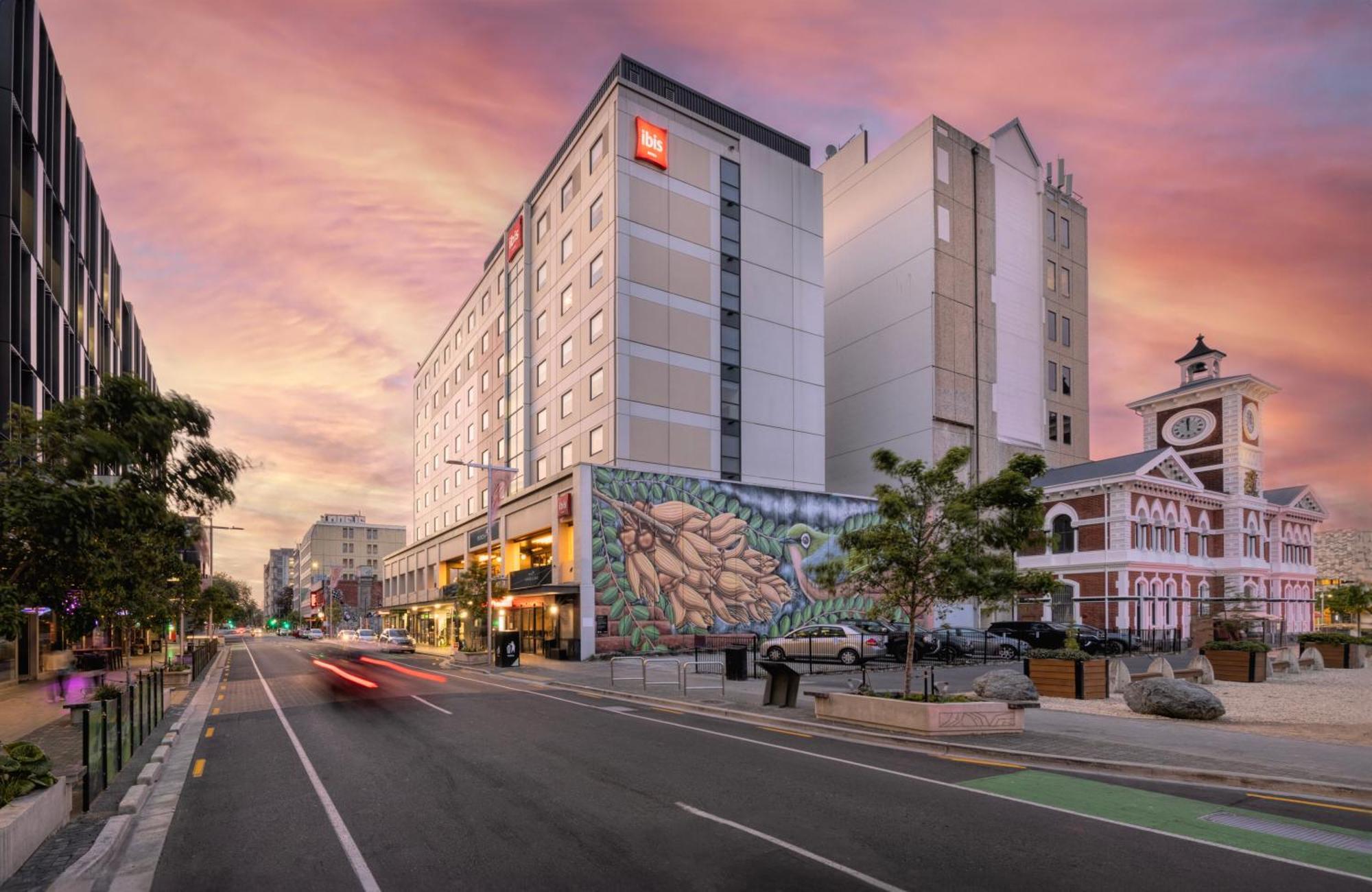 Ibis Christchurch Hotel Exterior foto