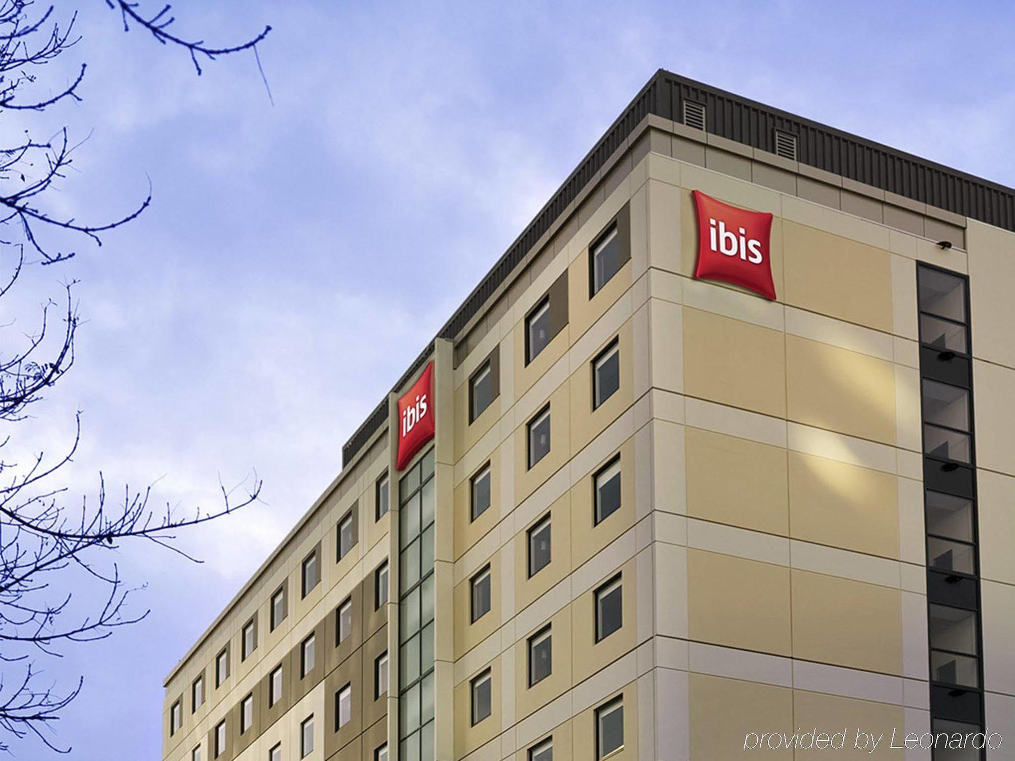 Ibis Christchurch Hotel Exterior foto