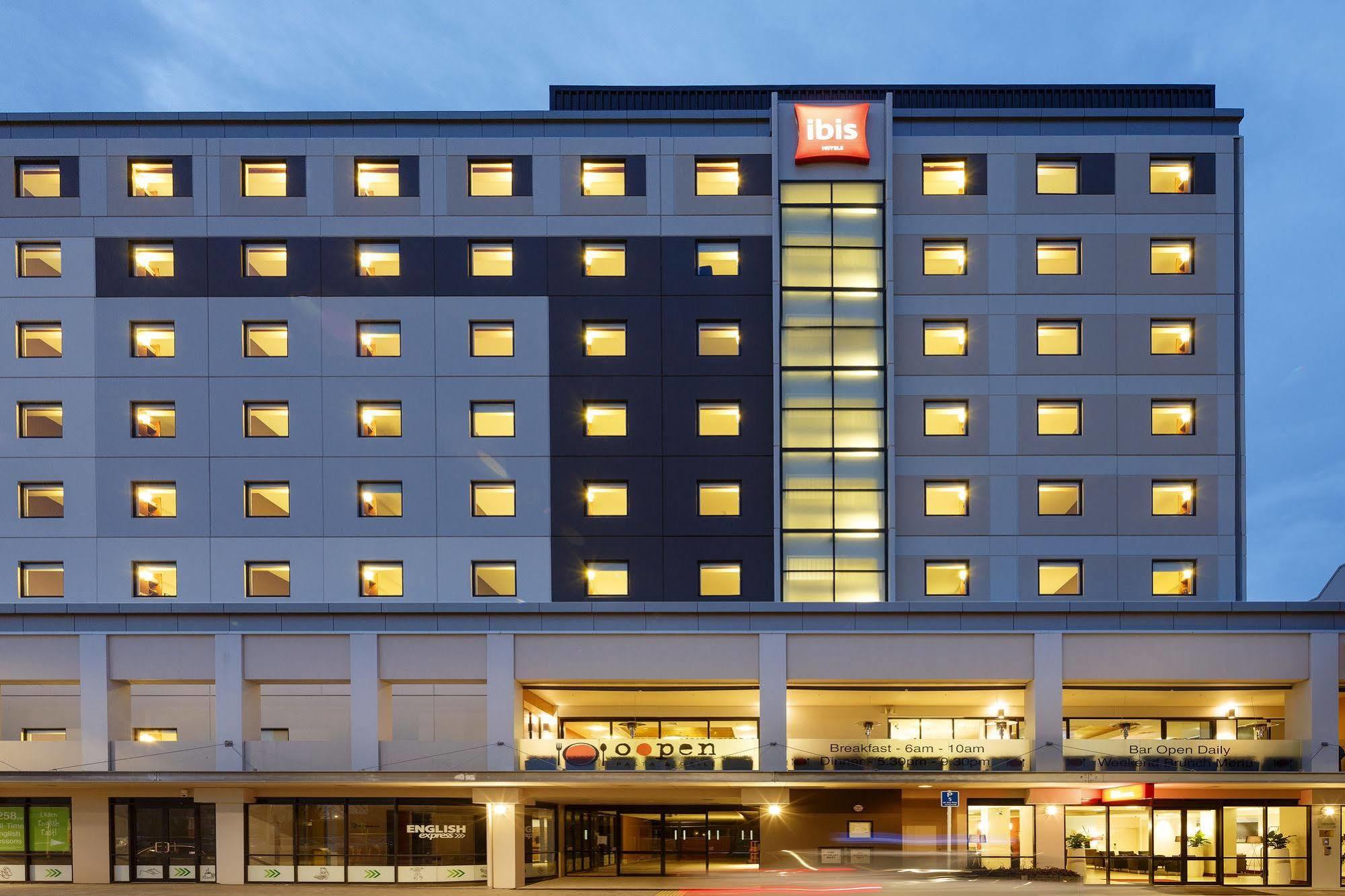 Ibis Christchurch Exterior foto